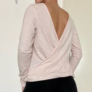 Victoria’s Secret pink long sleeve wrap top size xs